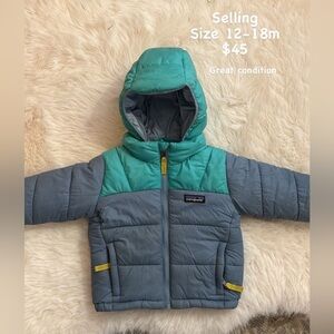 Patagonia 12-18m puffy jacket with hood. Great condition!